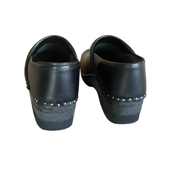 TROENTORPS Mens Size 43/9.5-10 Black Leather Silver Studded Comfort Clogs Sweden